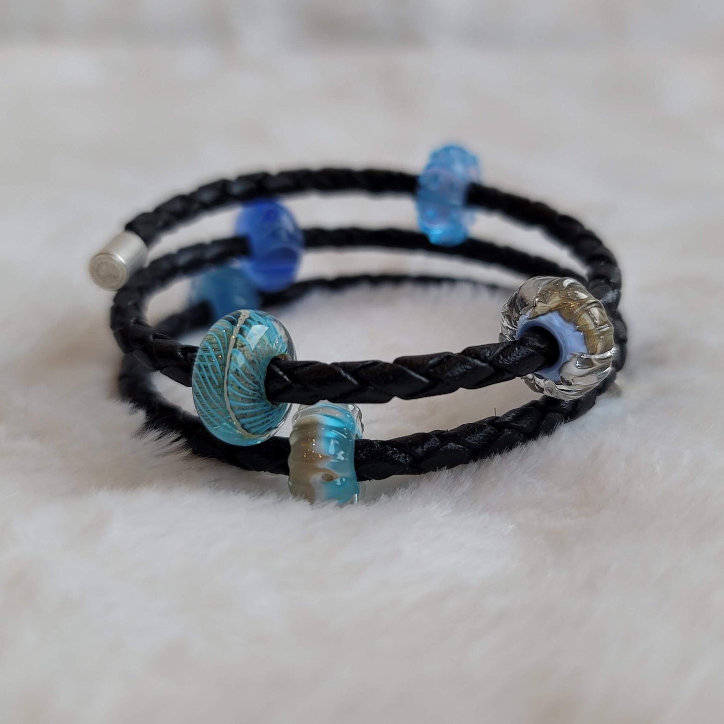 Azure Waves Leather Bracelet Tathara Beaded Leather Bracelet 3.